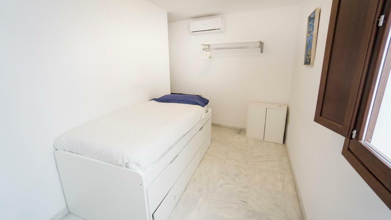 Rentalsevilla Espacioso Duplex En La Puerta Real מראה חיצוני תמונה