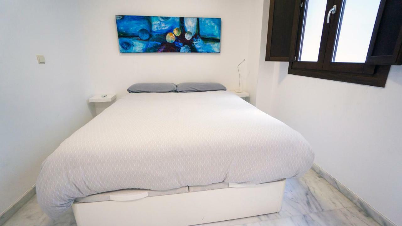 Rentalsevilla Espacioso Duplex En La Puerta Real מראה חיצוני תמונה